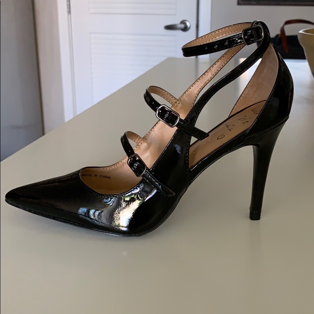Banana Republic Desiree Strap Heel
